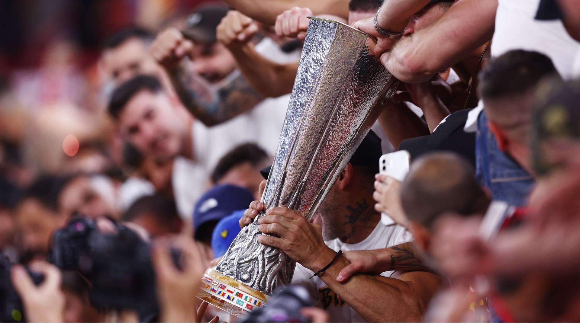 曼城后防线 曼城后防线